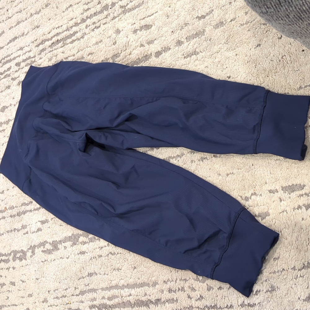 Lululemon In Flux Crop Inkwell - Picture 10 of 12